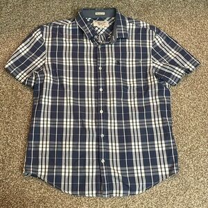 Penguin Men’s Plaid Short Sleeve Button Down Shirt